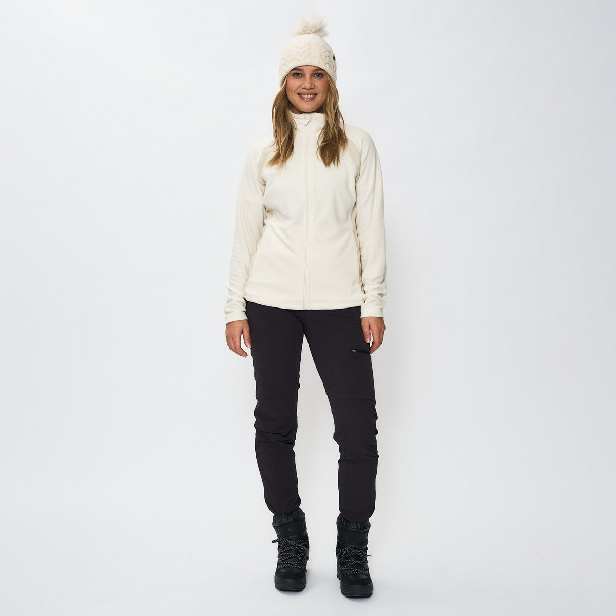 Tinnhølen – Offwhite
