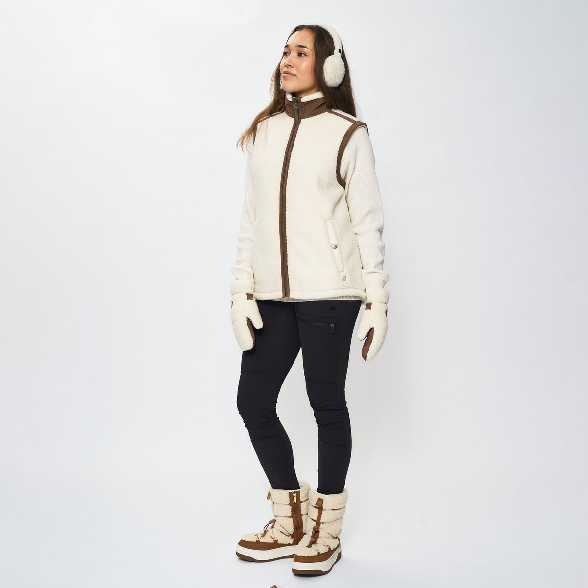 Una – Offwhite