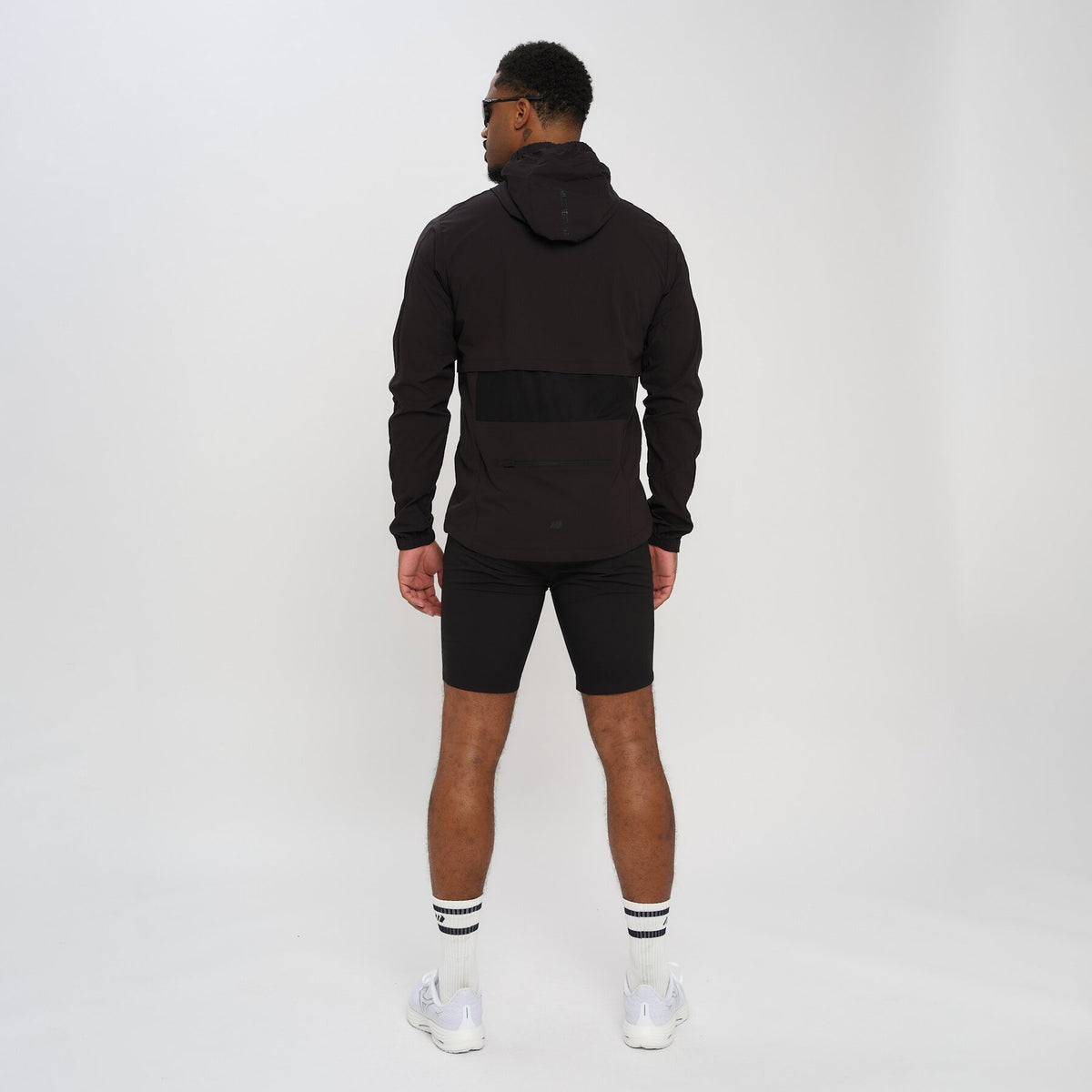Hjelset – Black