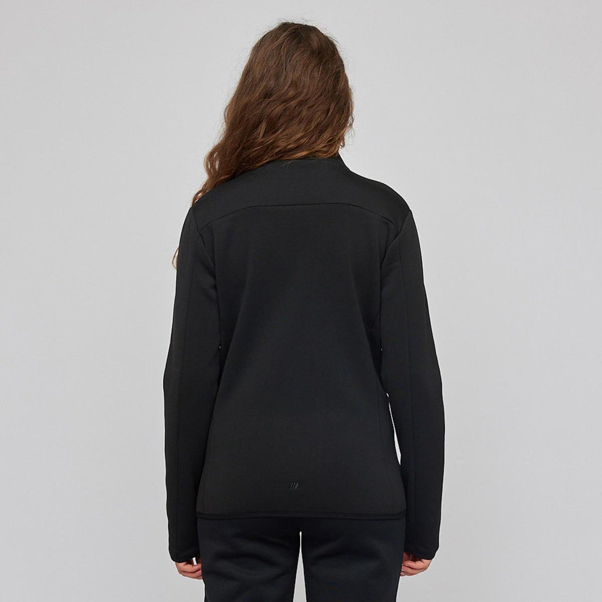 Hellesylt – Black