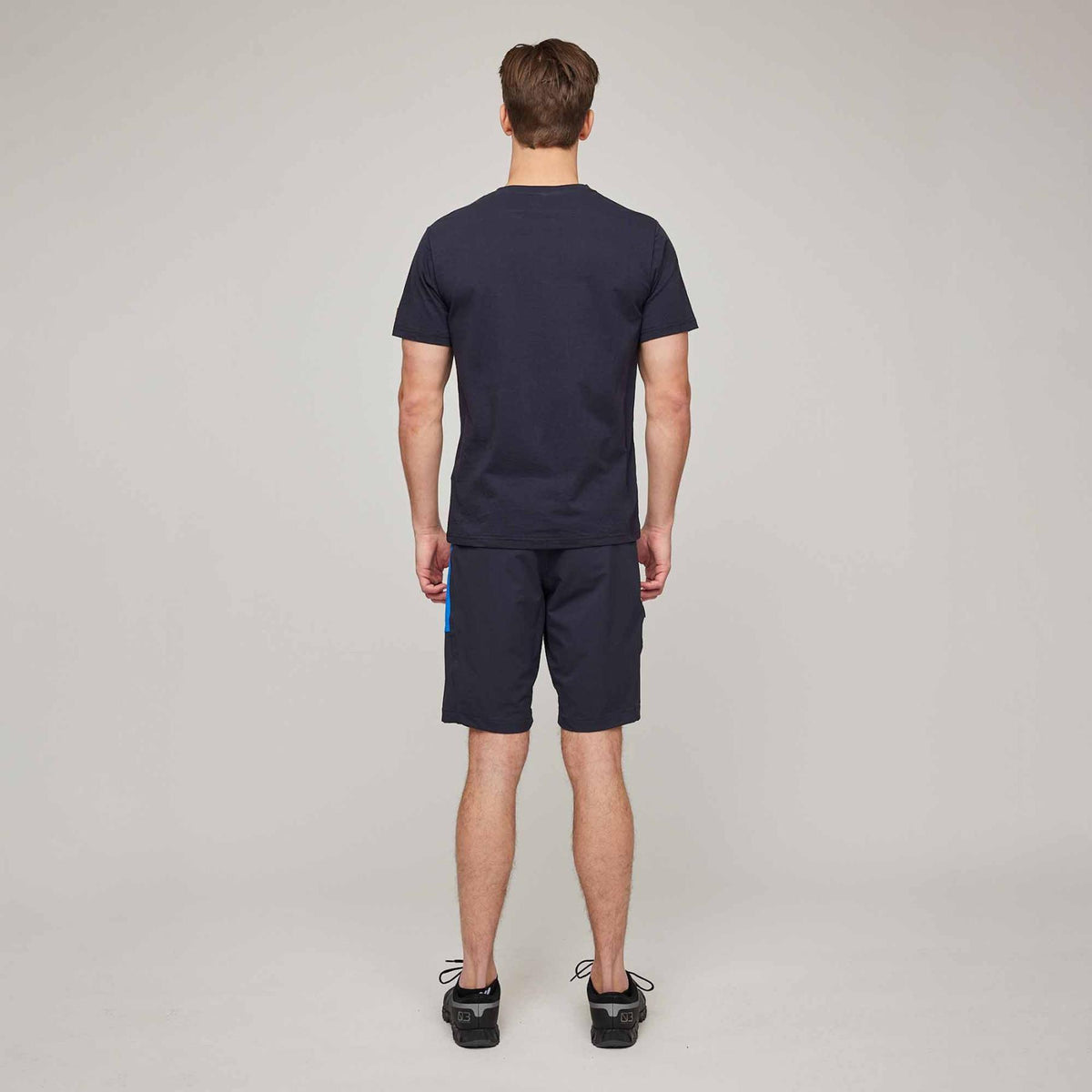 Lavik – Dark Navy