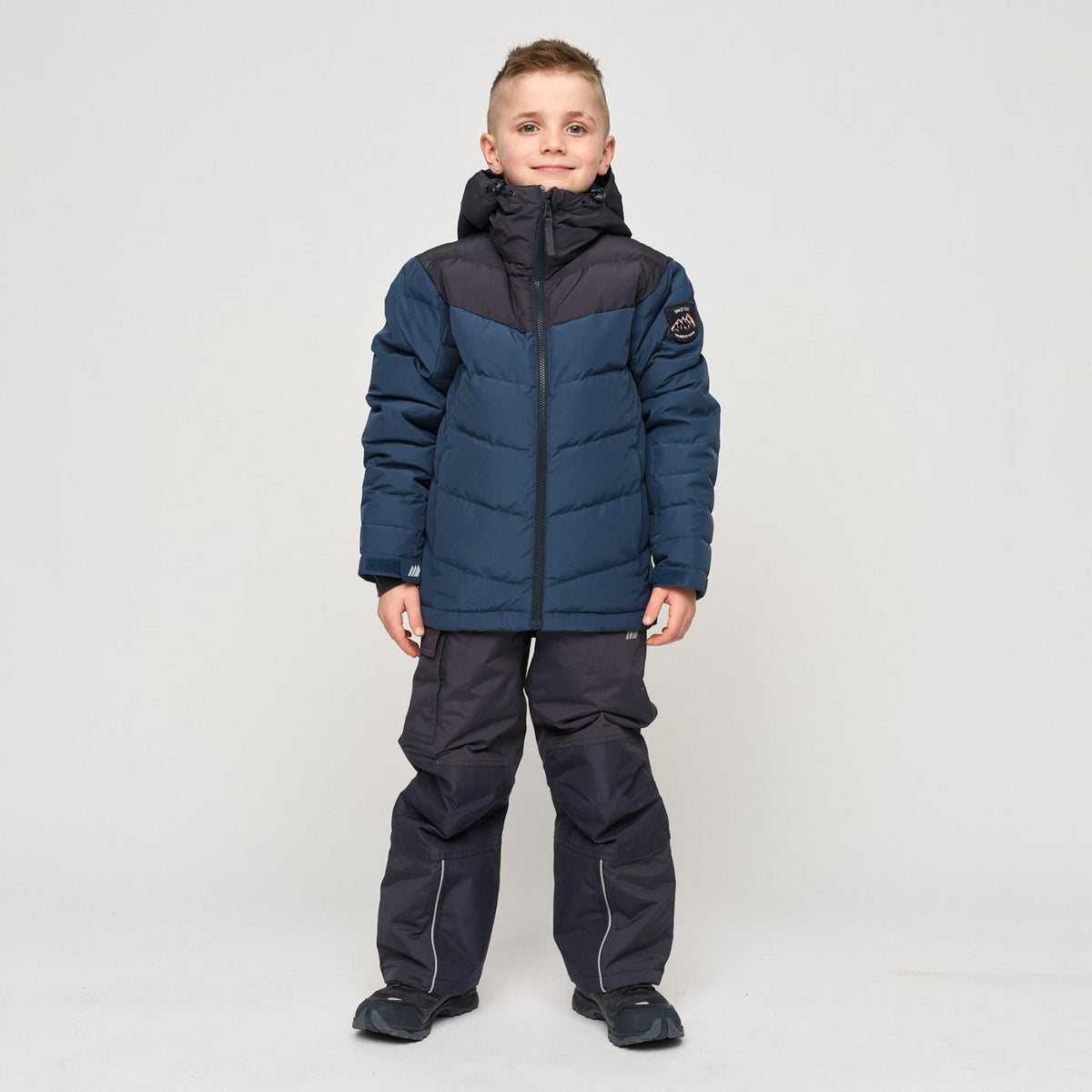 Hureset – Dark Denim