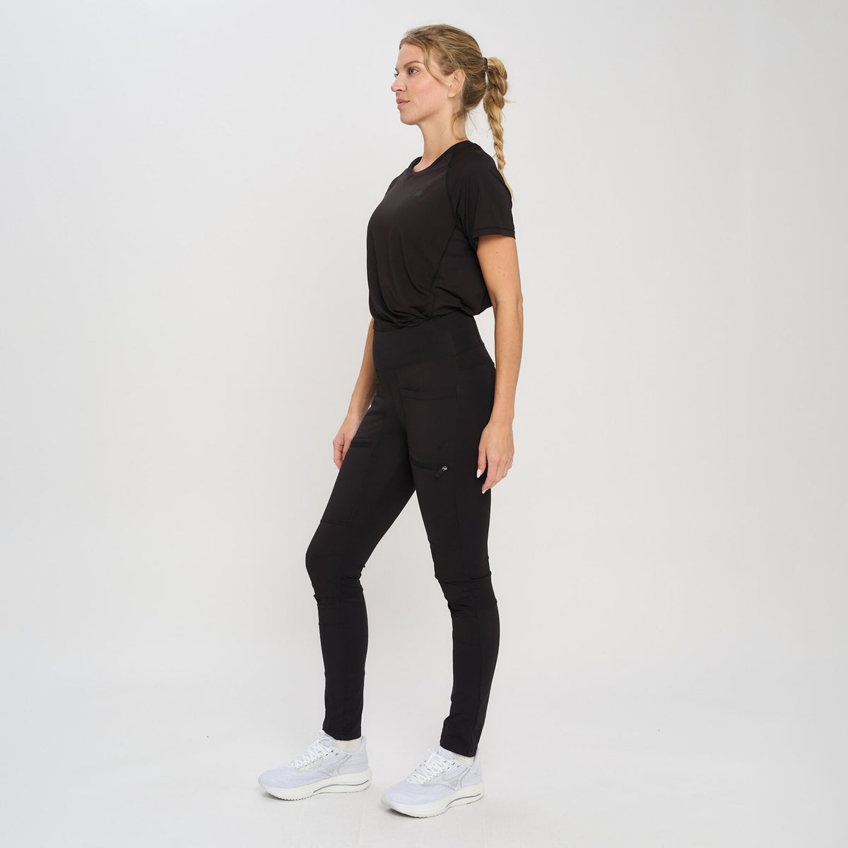 Rauma – Black