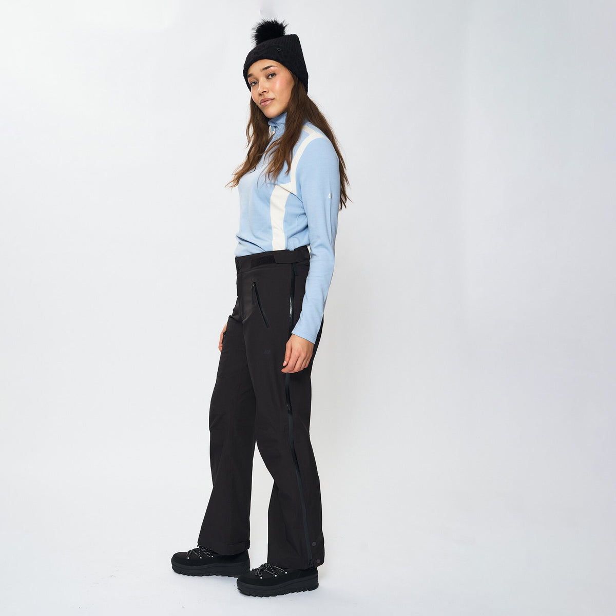 Stigen – Black