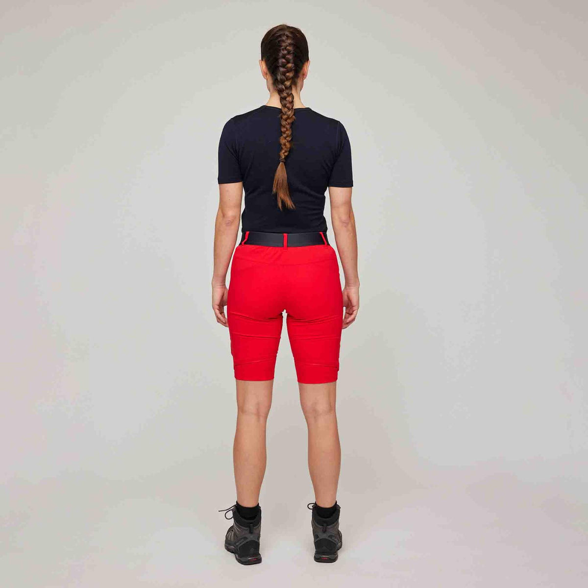 Husnes – Chinese Red