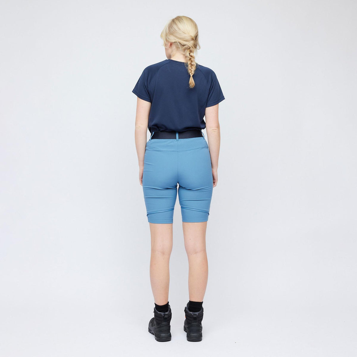Husnes – Coronet Blue