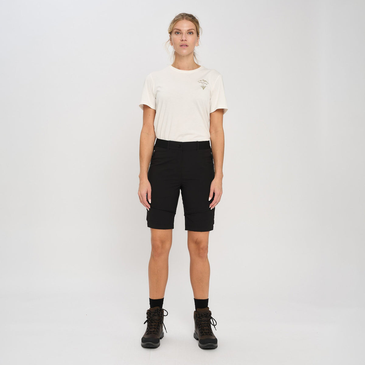 Husnes – Black