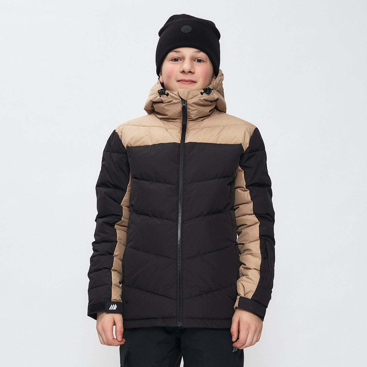 Hureset – Black