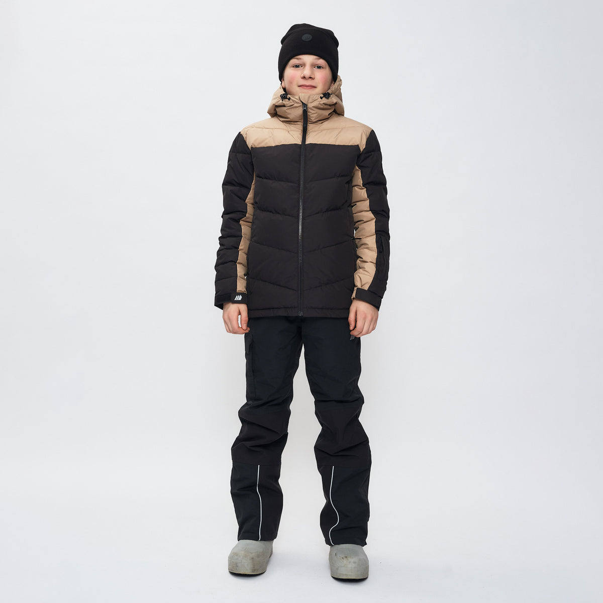 Hureset – Black