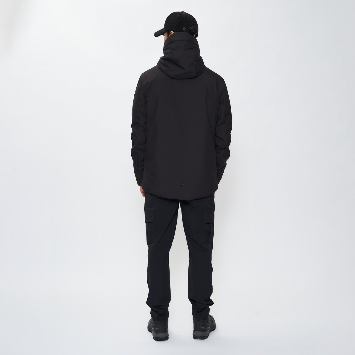 Fanaråken – Black