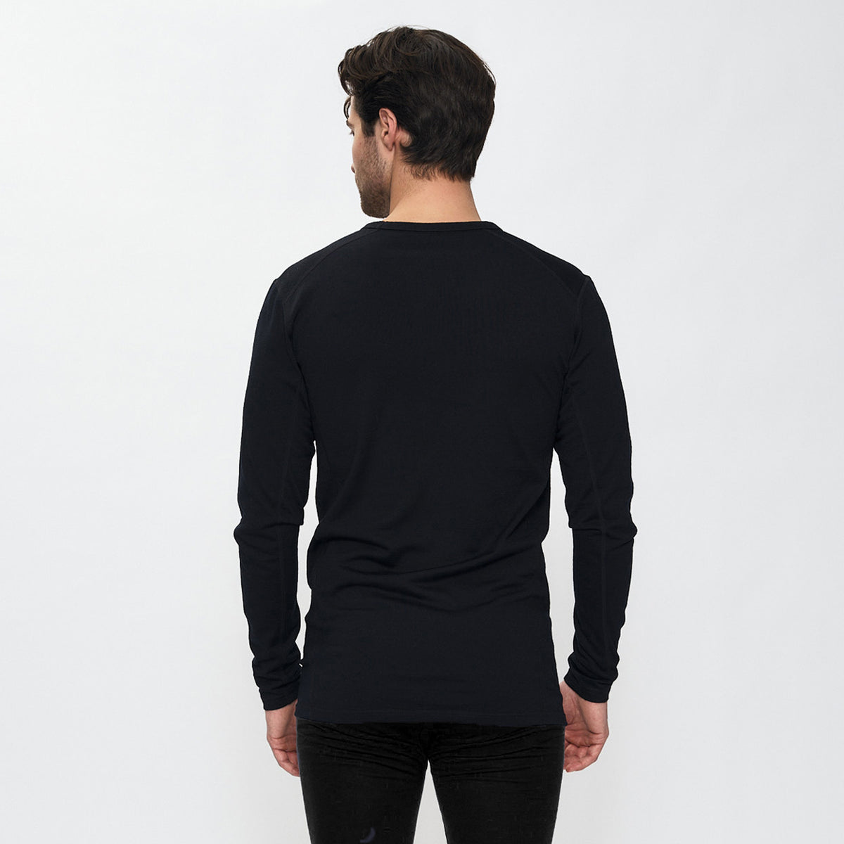 Røstene – Black