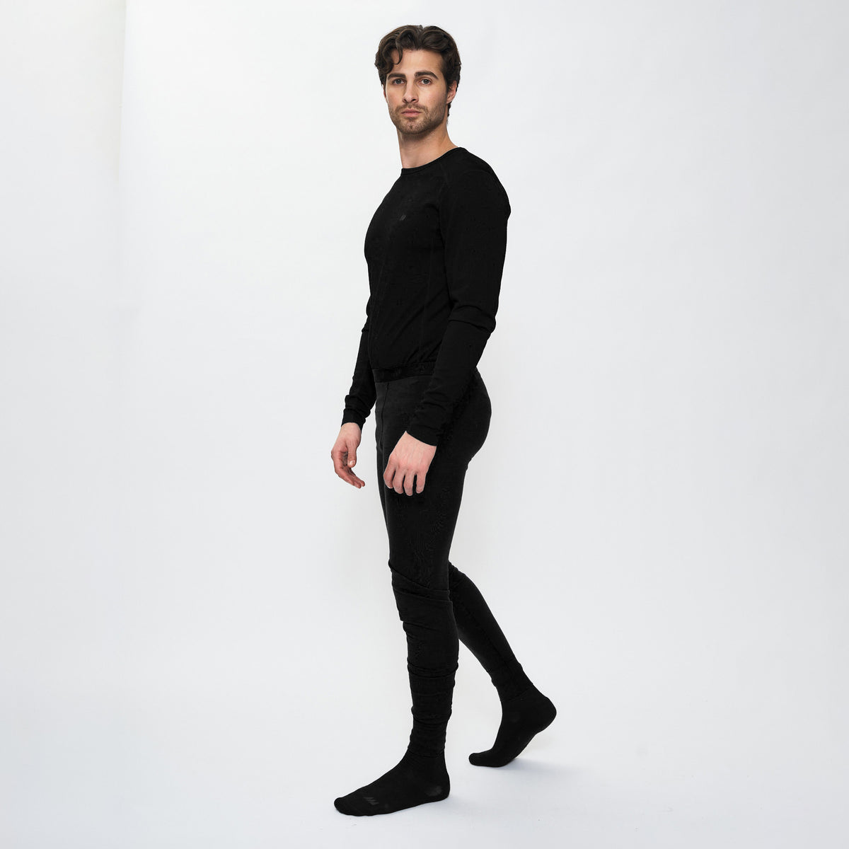Røstene – Black