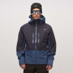 M Kråkvasstinden, skalljakke