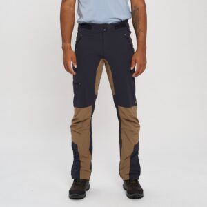 M Larstinden, turbukse