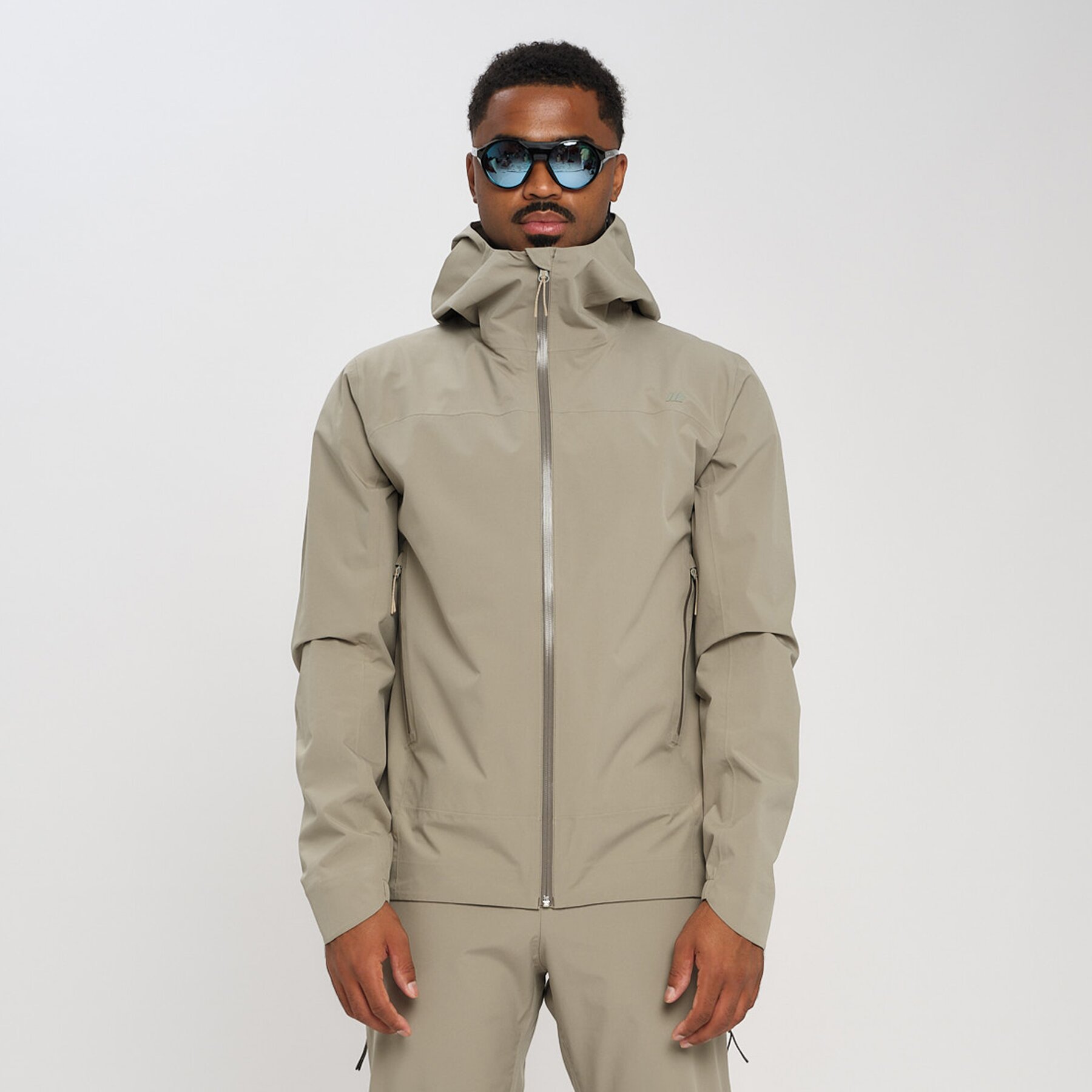 M Dovre, teknisk skalljakke