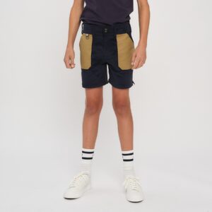 J Stabekk, turshorts