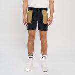 M Vika, turshorts