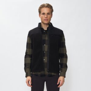 M Torpo, vest